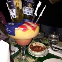 Снимок сделан в Dahlia&amp;#39;s Mexican Restaurant пользователем Mary Alice L. 2/17/2016