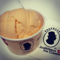 Photo taken at Andersen&amp;#39;s of Denmark Ice Cream by Ly Ting on 3/17/2015