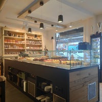Photo taken at Patisserie Linnick by Arnout H. on 7/6/2019