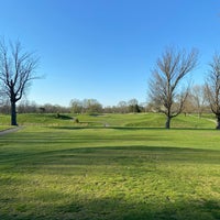 Photo taken at Twin Lakes Golf Course by Steve S. on 4/13/2023