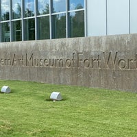 Снимок сделан в Modern Art Museum of Fort Worth пользователем Steve S. 8/9/2022