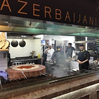 Foto tirada no(a) JAG Azerbaijan Restaurant por MAQ em 2/1/2017