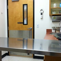 petsmart hospital hours