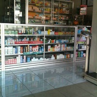 Review Apotek Gejayan