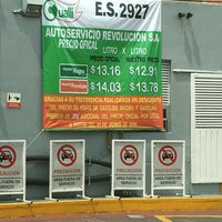 Photo taken at Pemex by Ampaty H. on 6/11/2016