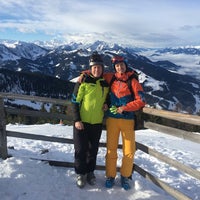 Photo taken at Skigebiet Flachau / Ski amadé by Radek M. on 12/22/2018