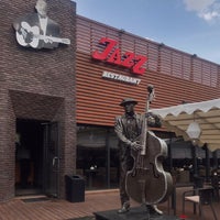 รูปภาพถ่ายที่ Blues &amp; Jazz Bar Restaurant โดย Наталія Г. เมื่อ 5/6/2019