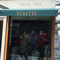 Photo taken at Beretta Gallery by Anthony C. on 7/2/2014