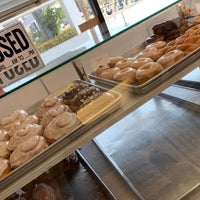 Foto tirada no(a) Primo&amp;#39;s Donuts por Khalid G. em 9/6/2021