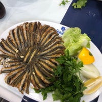 Foto scattata a Laz Oğlu Balık Restaurant da Emrah .. il 11/11/2018