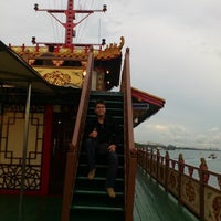 Photo taken at Imperial Cheng Ho Cruises by Franky C. on 12/23/2012