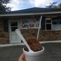 Photo taken at Sal&amp;#39;s Sno-Ball Stand by Rebecca S. on 8/6/2019