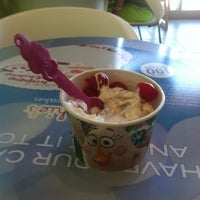Photo taken at Menchie&amp;#39;s by Jacqueline M. on 5/6/2016