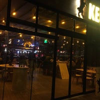 Foto tirada no(a) Keçi Cafe Pub por Onder C. em 11/5/2015