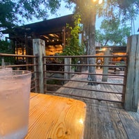 Foto tirada no(a) Gristmill River Restaurant &amp;amp; Bar por Teresa C. em 4/17/2024