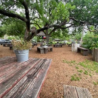 Das Foto wurde bei The Grapevine Texas Wine Bar von Teresa C. am 4/17/2024 aufgenommen