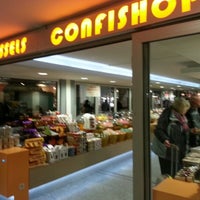 Photo taken at Brussels Confishop by Drew C. on 11/10/2012