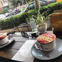 7/10/2017에 hamideh m.님이 Mélange Café | کافه ملانژ에서 찍은 사진