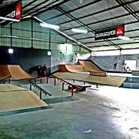 Photo taken at Motion Skate Park by Om Robbie on 4/23/2013