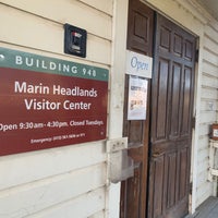รูปภาพถ่ายที่ Marin Headlands Visitor Center โดย Peggy L. เมื่อ 11/5/2019