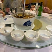 Photo taken at New Jumbo Seafood Restauraunt by Peggy L. on 11/13/2019