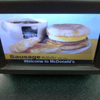 Photo taken at McDonald&amp;#39;s by siska w. on 9/22/2012