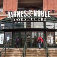 Barnes Noble Inner Harbor Baltimore Md