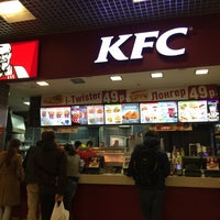 Das Foto wurde bei KFC von Aleksei K. am 4/11/2016 aufgenommen