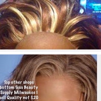Foto tomada en Wigs Tess wig hair boutique  por Tess wigs hair Milwaukee #. el 3/25/2016