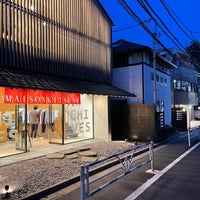 Maison Kitsune Boutique Maison Kitsune Boutique