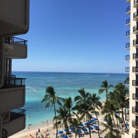 Photo taken at Moana Surfrider, A Westin Resort &amp;amp; Spa, Waikiki Beach by Hongsung Y. on 2/10/2016