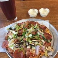 7/29/2017 tarihinde Jim E.ziyaretçi tarafından Infinitus Pizza PIE (iPIE)'de çekilen fotoğraf