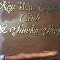 Foto tomada en Key West Cigar Club &amp; Smoke Shop  por Randy L. el 5/7/2013