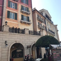 Foto tirada no(a) Tokyo Disneysea Hotel MiraCosta por としパパ em 3/13/2018