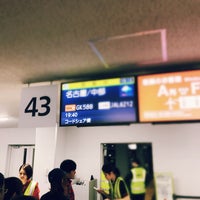 Photo taken at Gate 43 by としパパ on 5/6/2018