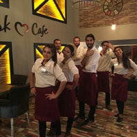 Foto diambil di Aşk Cafe oleh Esra :. pada 11/26/2015