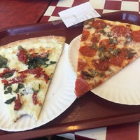 Photo taken at Mamma&#39;s Brick Oven Pizza by Billy A. on 7/17/2015