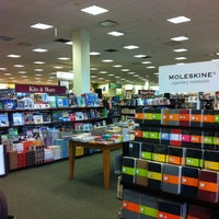 Barnes Noble Bookstore In South Columbus