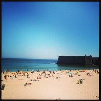 Foto diambil di Praia da Torre oleh Bruno S. pada 6/12/2013