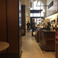 4/24/2017에 Mo님이 Peet&amp;#39;s Coffee &amp;amp; Tea에서 찍은 사진