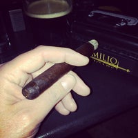 3/2/2014にGeorge R.がThe Leaf Cigar Loungeで撮った写真