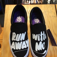 vans store 2nd street long beach