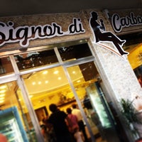 รูปภาพถ่ายที่ Il Signor di Carbognano โดย Aura N. เมื่อ 9/22/2013