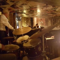 6/2/2017 tarihinde Lorena_CRziyaretçi tarafından Chez Papa Jazz Club'de çekilen fotoğraf