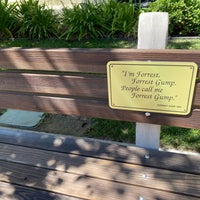 Photo taken at Forrest Gump Bench by Divagrip on 6/25/2021