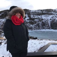Foto diambil di Reykjavík Excursions oleh Myrah D. pada 3/21/2019