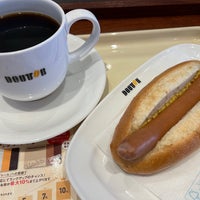 Photo taken at Doutor Coffee Shop by Fumitaka M. on 1/8/2022