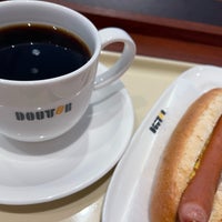 Photo taken at Doutor Coffee Shop by Fumitaka M. on 1/23/2023