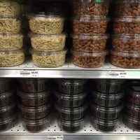 2/6/2016에 TA1AB님이 Fattal&amp;#39;s Middle Eastern Supermarket에서 찍은 사진