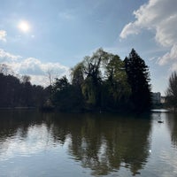 Photo taken at Lac de Saint-Mandé by Ronald V. on 3/7/2024